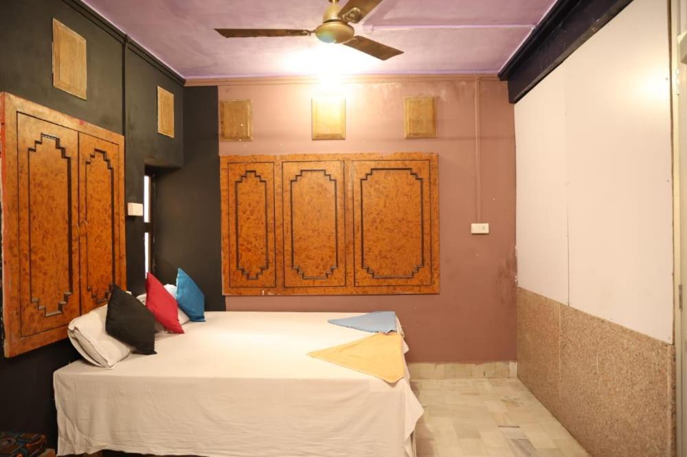 Santkripa Backpackers 400 Mtr From Railway Station Pansiyon Jodhpur  Dış mekan fotoğraf