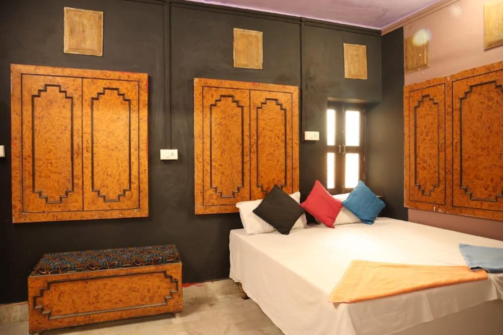 Santkripa Backpackers 400 Mtr From Railway Station Pansiyon Jodhpur  Dış mekan fotoğraf