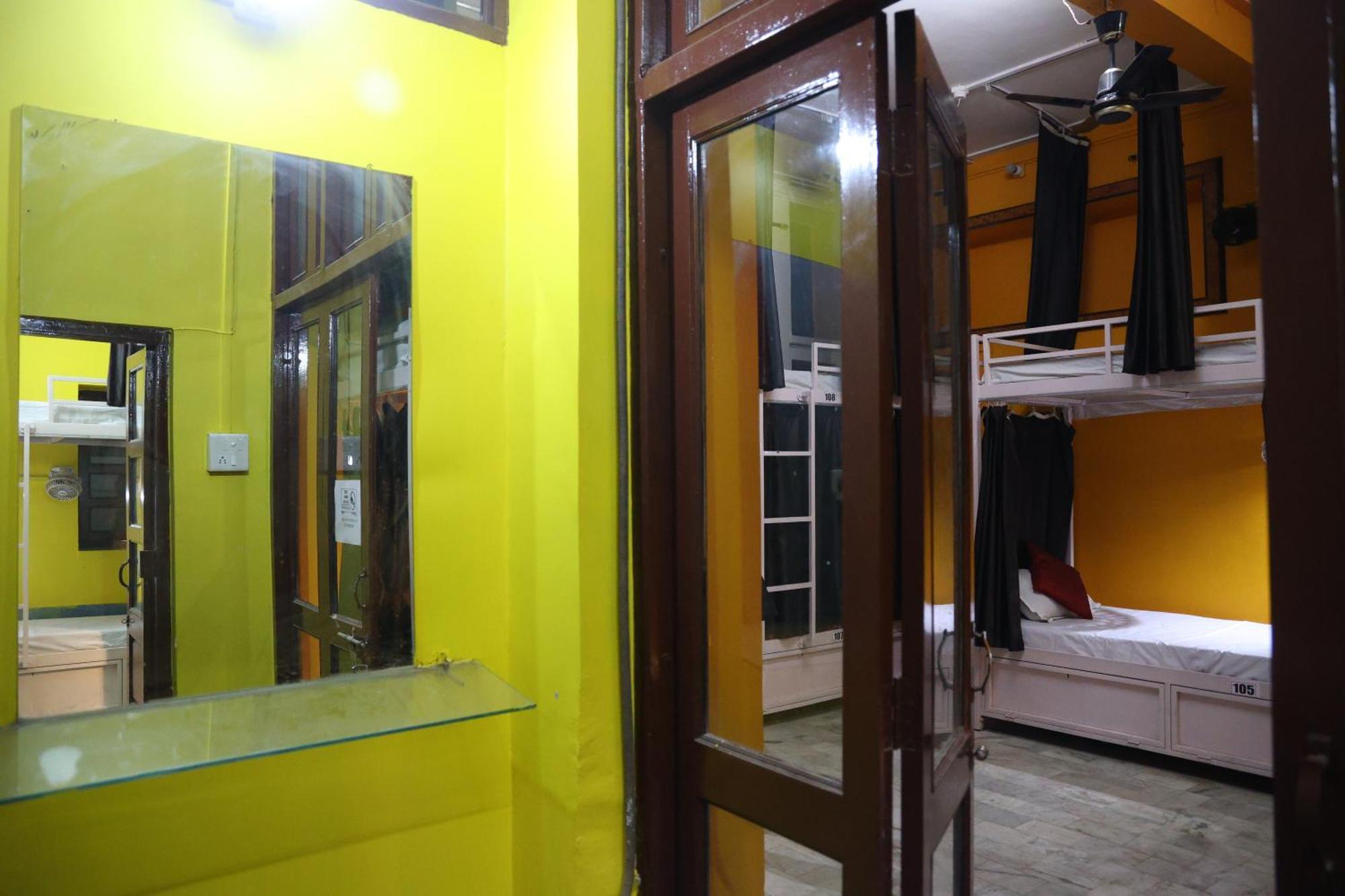 Santkripa Backpackers 400 Mtr From Railway Station Pansiyon Jodhpur  Dış mekan fotoğraf