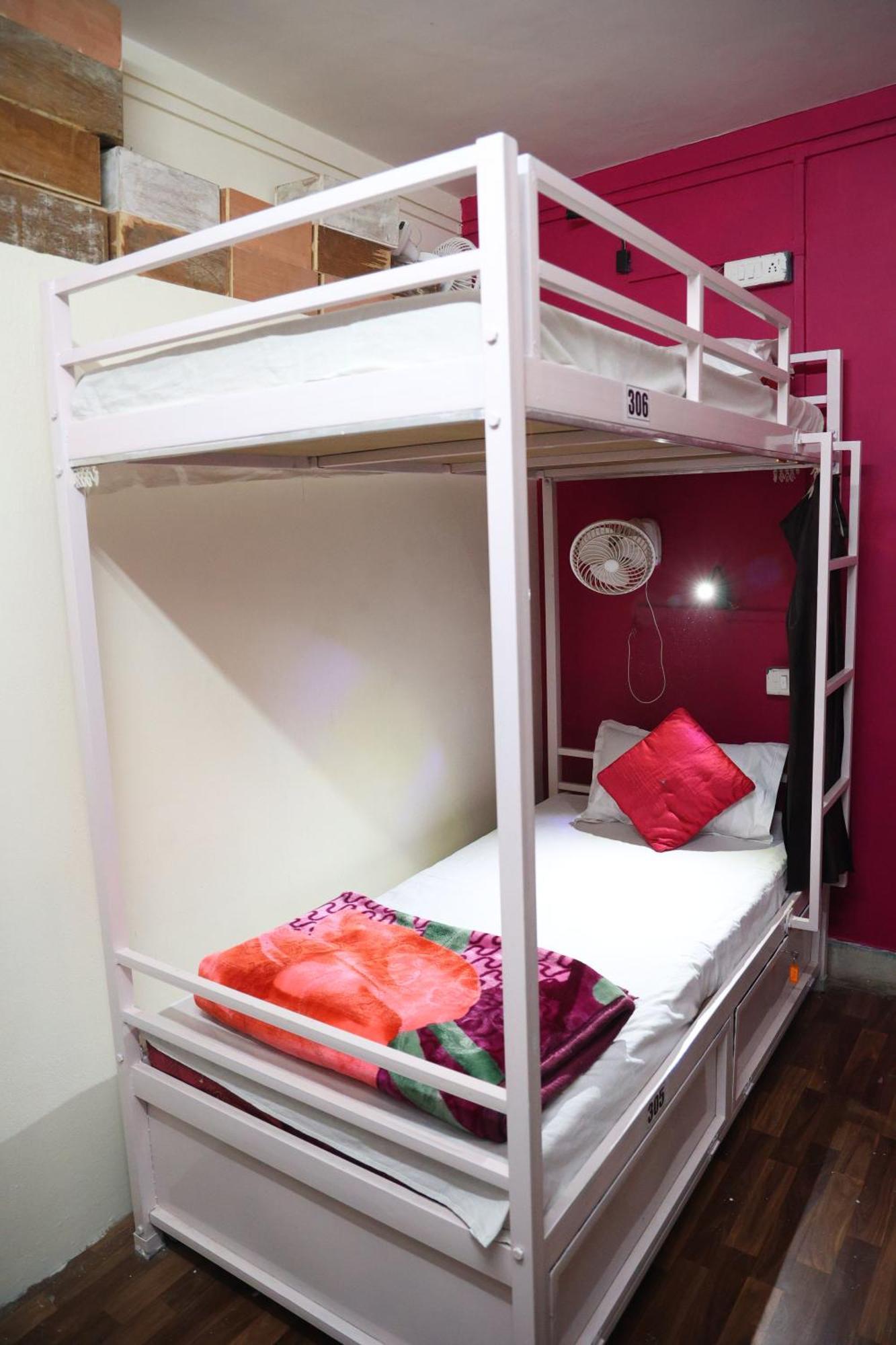 Santkripa Backpackers 400 Mtr From Railway Station Pansiyon Jodhpur  Dış mekan fotoğraf