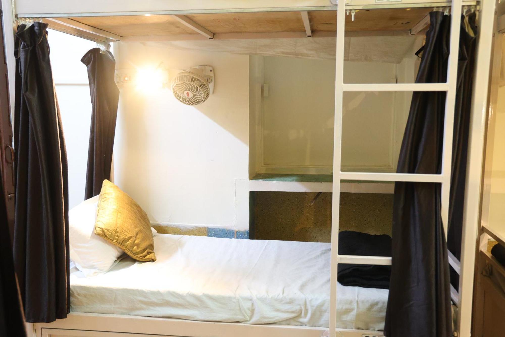 Santkripa Backpackers 400 Mtr From Railway Station Pansiyon Jodhpur  Dış mekan fotoğraf