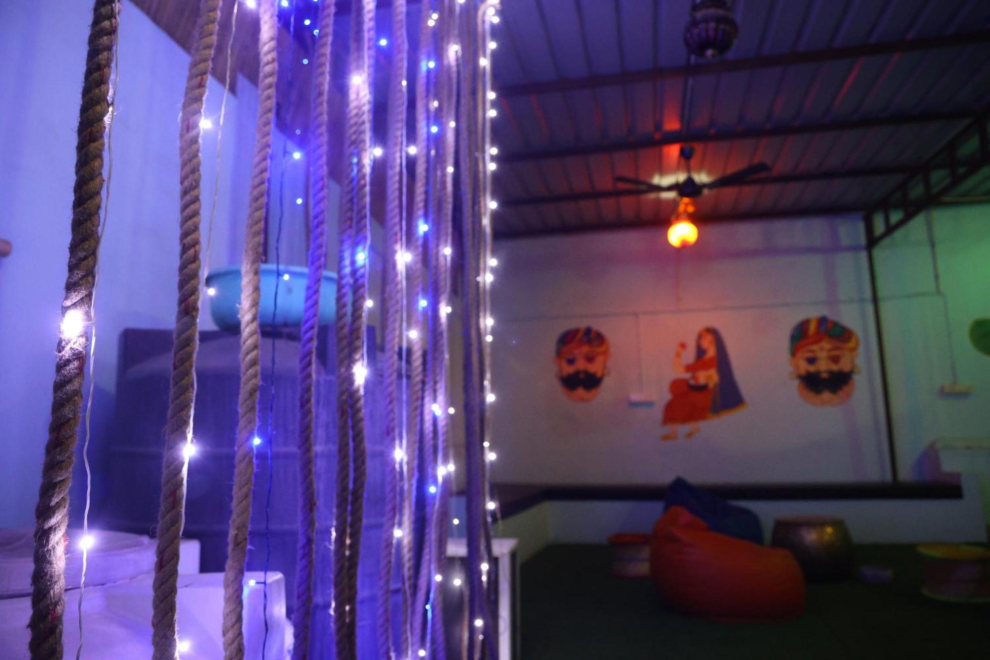 Santkripa Backpackers 400 Mtr From Railway Station Pansiyon Jodhpur  Dış mekan fotoğraf